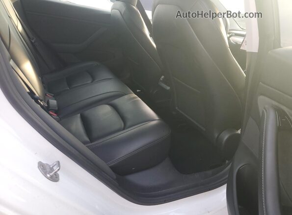 5YJ3E1EB9LF795618 2020 TESLA MODEL Белый Вид задних сидений
