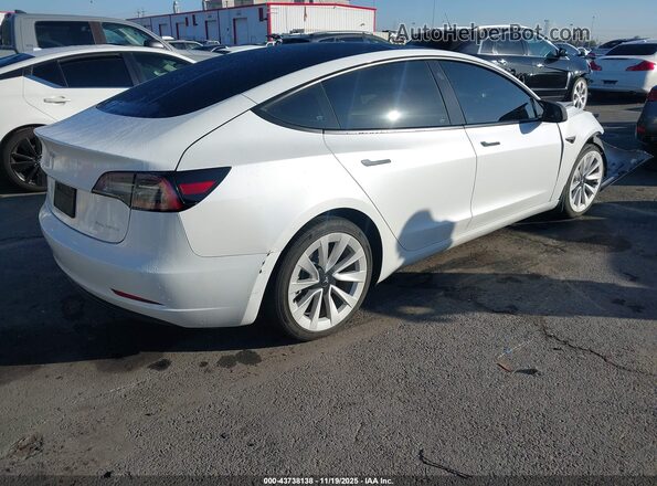 5YJ3E1EB9NF137185 2022 TESLA MODEL 3 White Trasero derecho