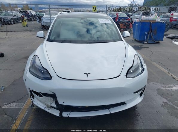 5YJ3E1EB9NF251056 2022 TESLA MODEL 3 Белый Вид задней части салона
