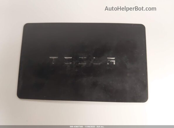 5YJ3E1EB9NF367308 2022 TESLA MODEL 3 Red Dashboard view