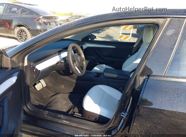 5YJ3E1EC4NF268727 2022 TESLA MODEL 3 Black Vista interior delantera