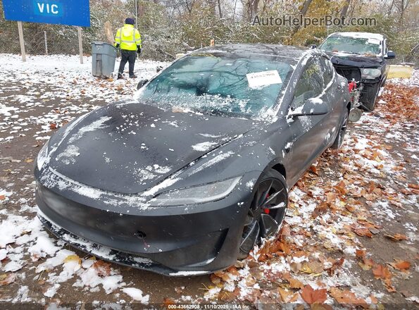 5YJ3E1ET0RF835537 2024 TESLA MODEL 3 Gray წინა მარცხენა ხედი სამი მეოთხედიდან