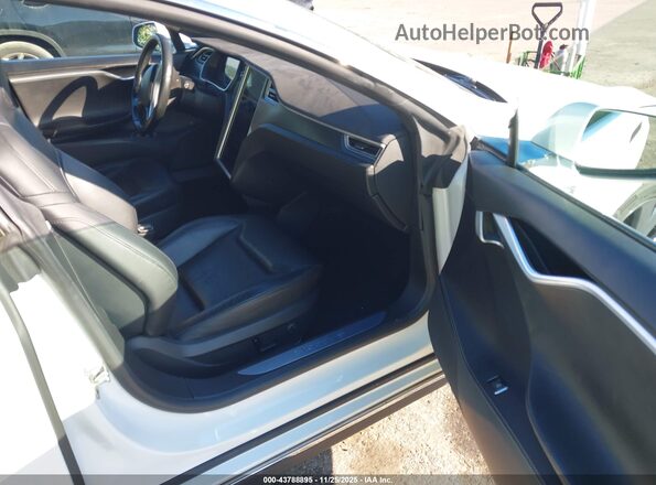5YJSA1E27GF129418 2016 TESLA MODEL S White წინა სალონის ხედი