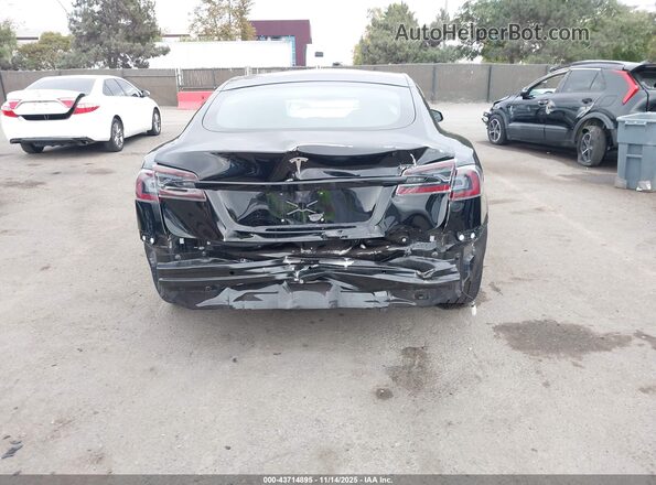 5YJSA1E5XNF463529 2022 TESLA MODEL S Black Widok z przodu