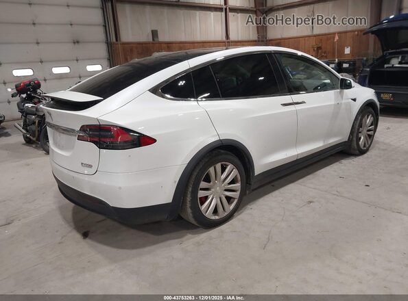 5YJXCBE48GF030291 2016 TESLA MODEL X Белый Задняя правая четверть