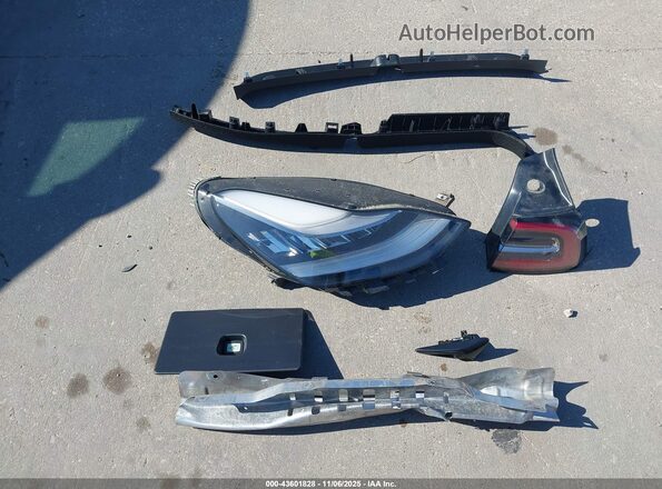 5YJYGDEE0LF035234 2020 TESLA MODEL Y Белый Вид панели приборов
