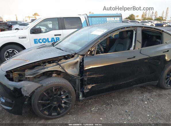5YJYGDEE2MF222671 2021 TESLA MODEL Y Black 