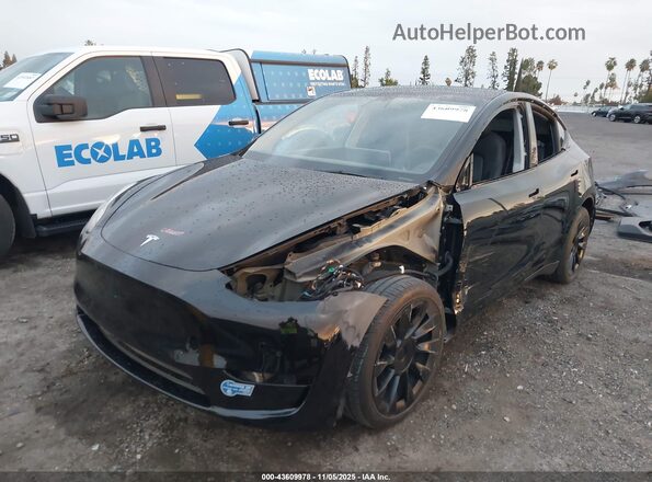 5YJYGDEE2MF222671 2021 TESLA MODEL Y Black 