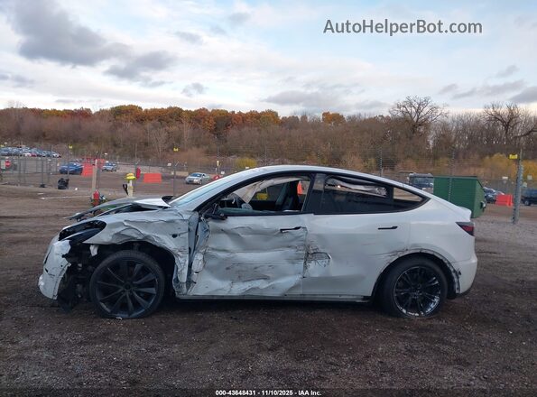 5YJYGDEE3LF017097 2020 TESLA MODEL Y White 