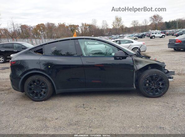 5YJYGDEE5LF049453 2020 TESLA MODEL Y Black Вид задньої частини салону