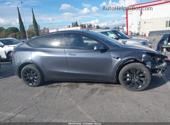 5YJYGDEE6LF053141 2020 TESLA MODEL Y Gray Սալոնի 360 աստիճան տեսք