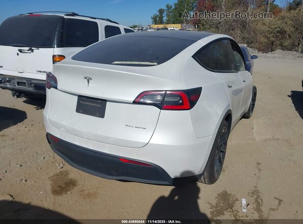 5YJYGDEE7MF065090 2021 TESLA MODEL Y White 