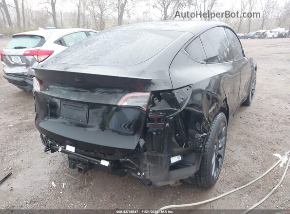 5YJYGDEF5MF258833 2021 TESLA MODEL Y Черный Вид спереди