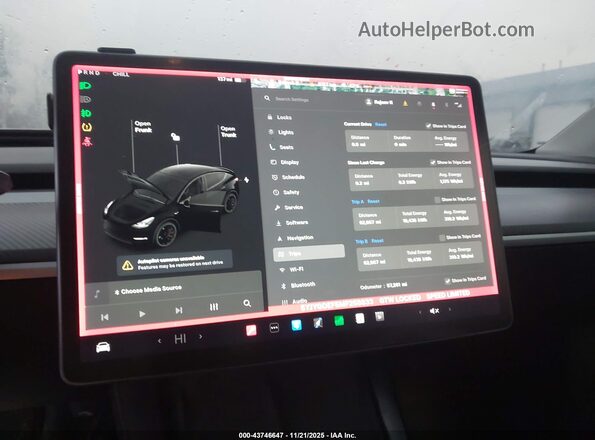 5YJYGDEF5MF258833 2021 TESLA MODEL Y Черный 