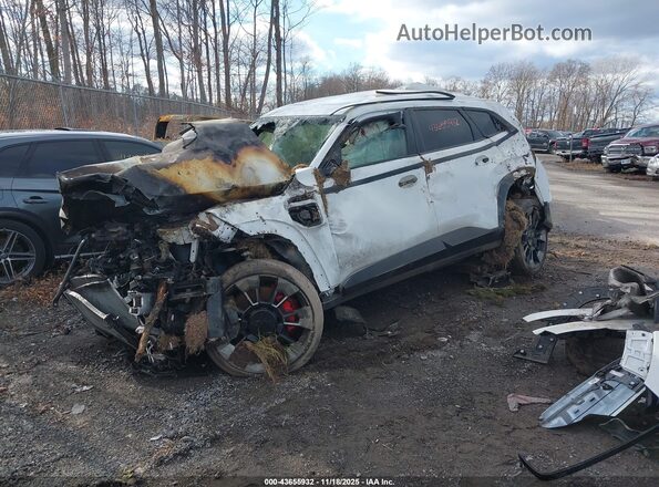 5YM23CS03P9S43314 2023 BMW XM White Przód lewy