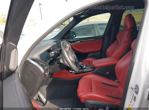 5YMTS0C03M9E99584 2021 BMW X3 White Вид салону спереду