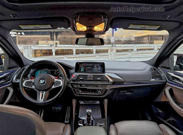 5YMUJ0C08LLU67316 2020 BMW X4 Red Vista del cuadro de instrumentos