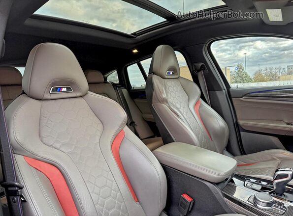 5YMUJ0C08LLU67316 2020 BMW X4 Red Вид наклейки з VIN-кодом