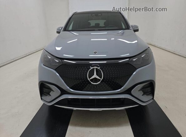 4JGGM2BBXPA016543 2023 MERCEDES-BENZ EQE Gray Widok komory silnika
