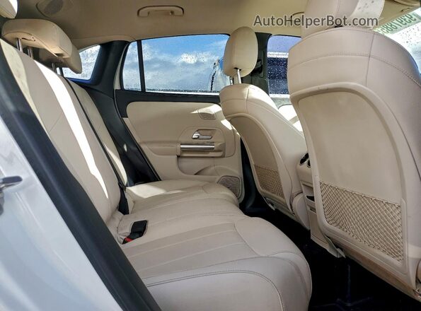 W1N4N4GB6MJ169062 2021 MERCEDES-BENZ GLA White 