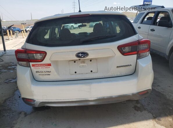 4S3GTAB67P3714469 2023 SUBARU IMPREZA White Widok wnętrza z przodu