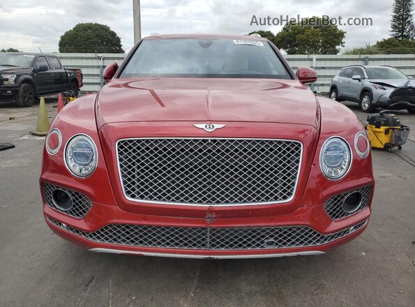 SJAAC2ZV1HC014037 2017 BENTLEY BENTAYGA Red Widok z tyłu