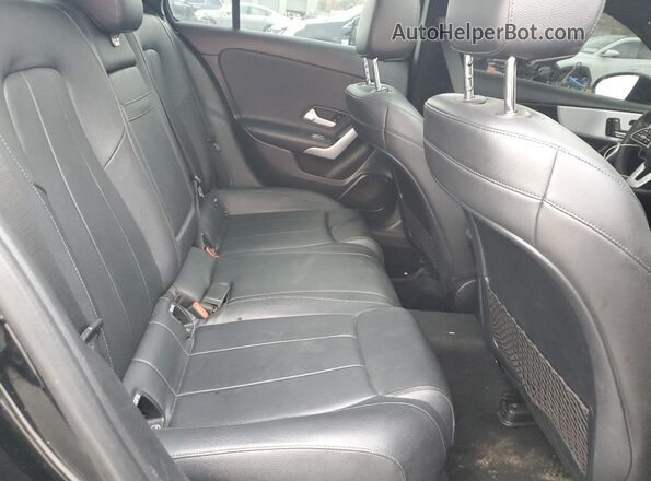 WDD3G4EB2KW020945 2019 MERCEDES-BENZ A-CLASS Black Вид задньої частини салону