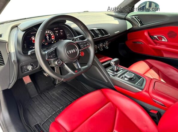 WUABAAFXXJ7902103 2018 AUDI R8 Белый Вид щитка приборов