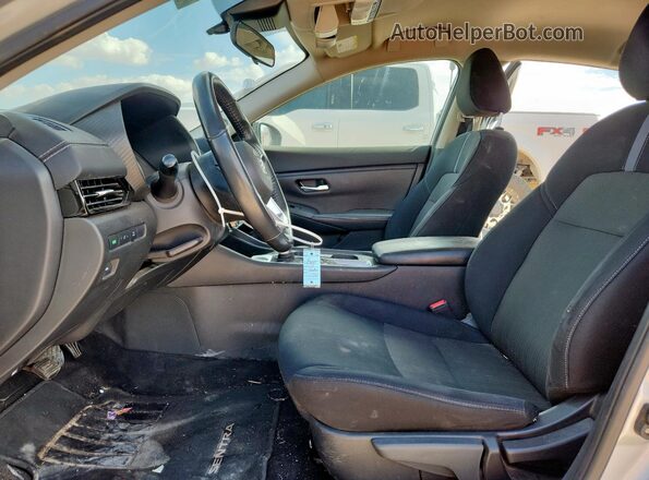 3N1AB8CV7NY319044 2022 NISSAN SENTRA Silver 
