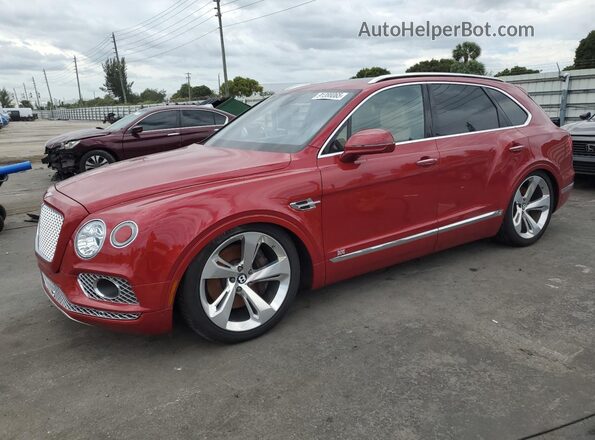 SJAAC2ZV1HC014037 2017 BENTLEY BENTAYGA Red Tył lewy