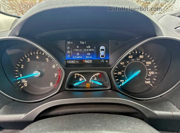 1FMCU9GD0JUA75530 2018 FORD ESCAPE Black Instrument cluster view
