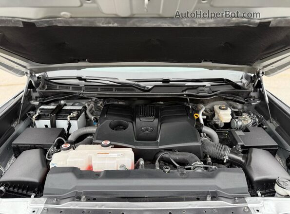 5TFLA5DB2RX178175 2024 TOYOTA TUNDRA Серебряный Вид панели приборов