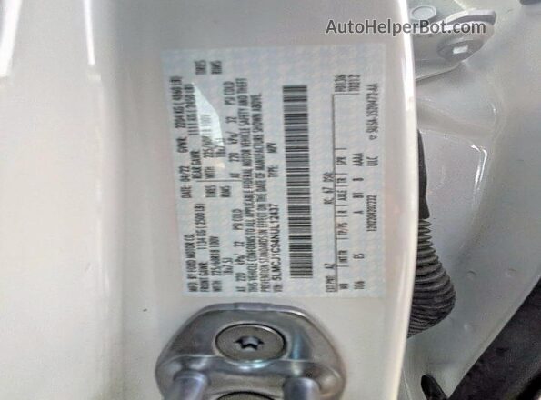 5LMCJ1C94NUL12437 2022 LINCOLN CORSAIR White Widok wnętrza z tyłu