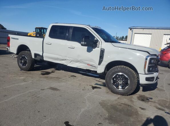 1FT8W2BM9SEC58861 2025 FORD F250 White Widok z przodu