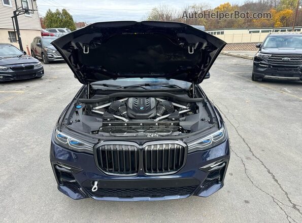 5UXCX6C08L9B32979 2020 BMW X7 Blue Dashboard view