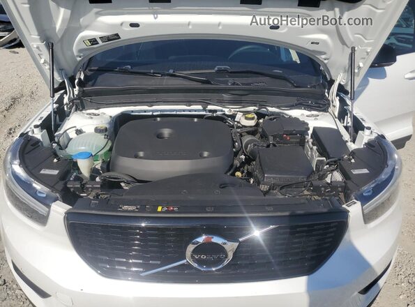 YV4AC2HM3M2513734 2021 VOLVO XC40 Белый Вид подкапотного пространства