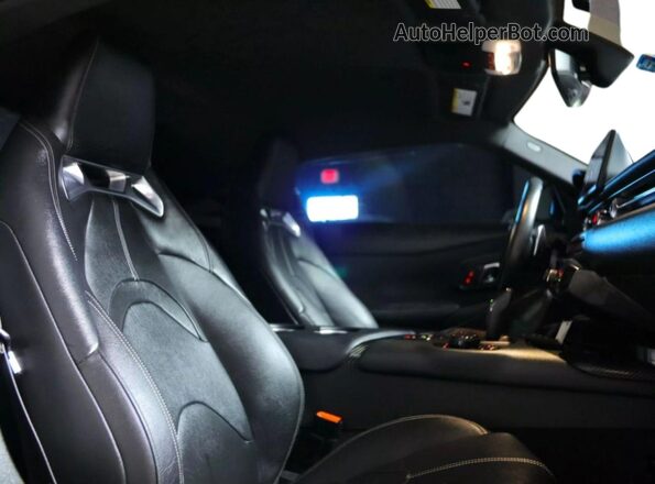 WZ1DB4C06LW026362 2020 TOYOTA SUPRA Серебряный Вид сзади