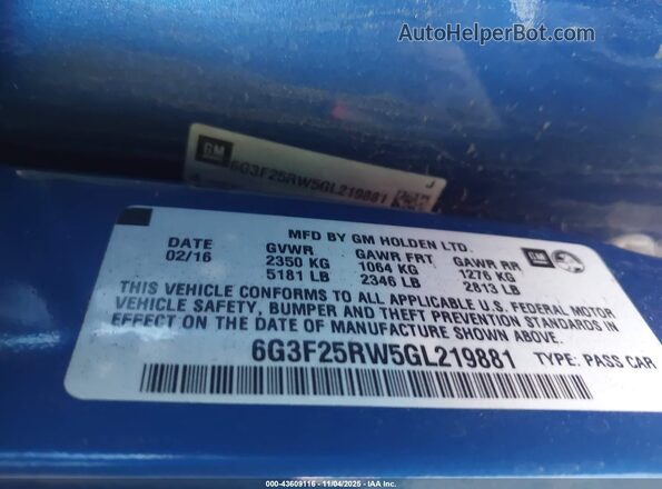 6G3F25RW5GL219881 2016 CHEVROLET SS Blue Widok komory silnika
