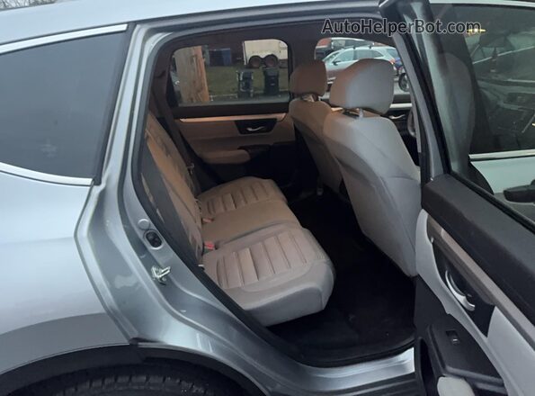 5J6RW6H3XHL008540 2017 HONDA CR-V Silver 
