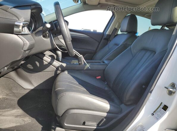 JM1GL1TY5L1522909 2020 MAZDA 6 White Vista del salpicadero