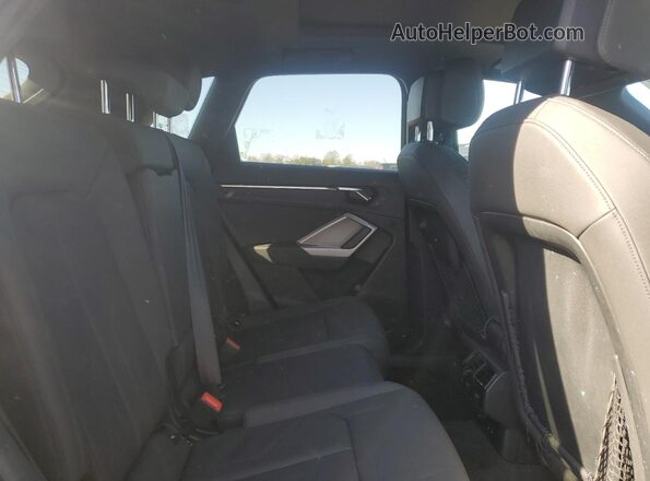 WA1AUCF34M1071109 2021 AUDI Q3 Black Vista del compartimento del motor