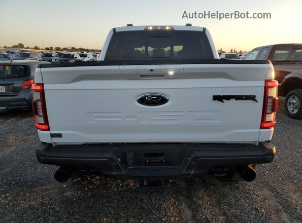 1FTFW1RG9NFC42286 2022 FORD F150 White Widok wnętrza z przodu
