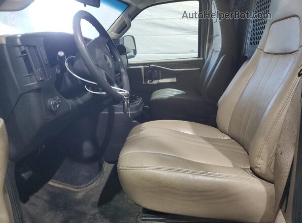 1GTZ7HFBXK1320482 2019 GMC SAVANA White 