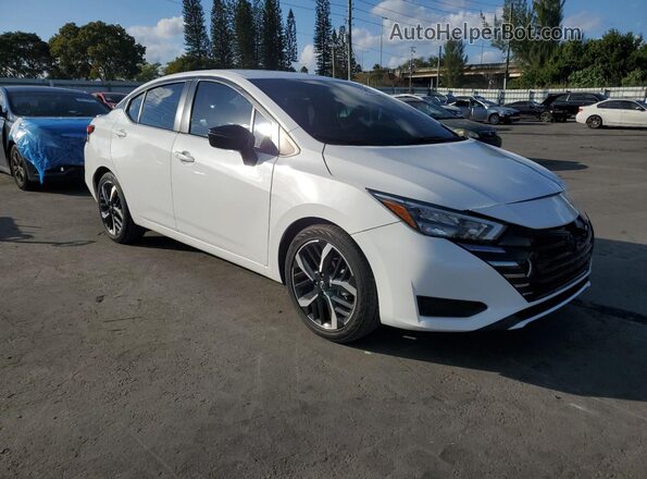 3N1CN8FV2PL810777 2023 NISSAN VERSA White Widok z przodu