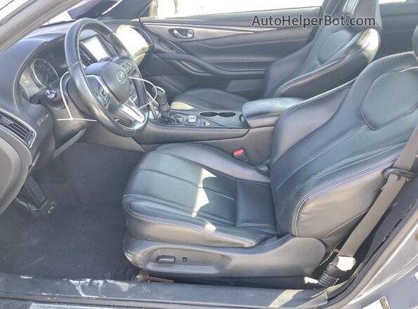 JN1EV7EL7HM553867 2017 INFINITI Q60 Gray Vista del salpicadero