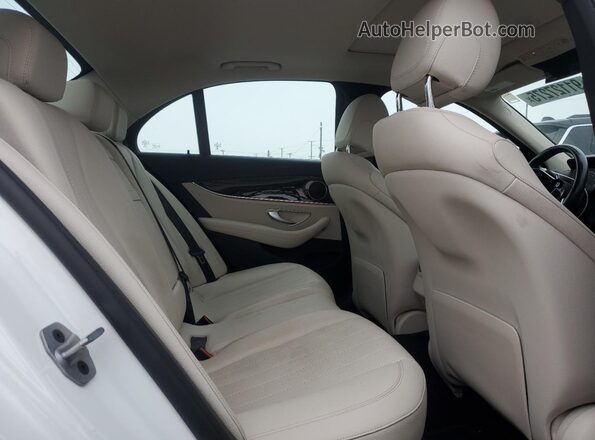 W1KZF8DB1MA990565 2021 MERCEDES-BENZ E White Widok wnętrza z tyłu