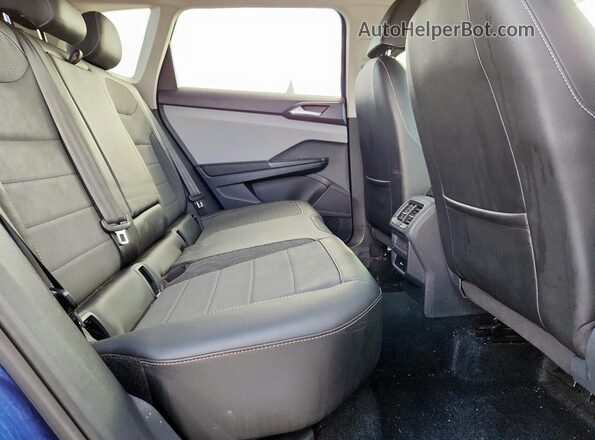 3VVRX7B21NM043536 2022 VOLKSWAGEN TAOS Синий Вид подкапотного пространства