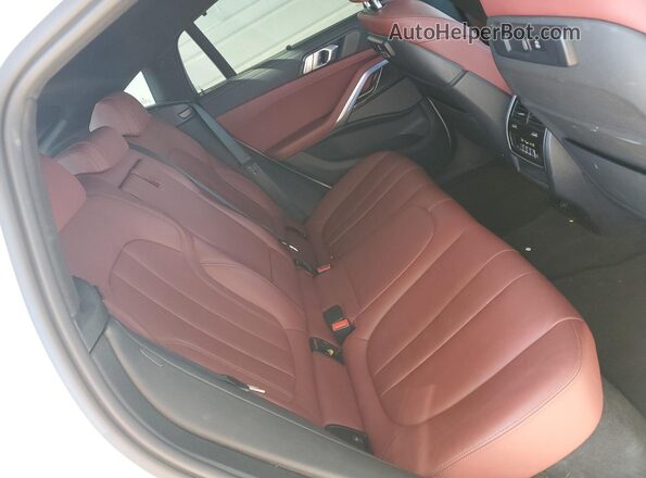 5UXCY8C0XN9J38713 2022 BMW X6 White Widok komory silnika