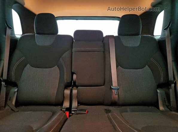 1C4PJLCB0HW586847 2017 JEEP GRAND CHER Серый Вид задней части салона