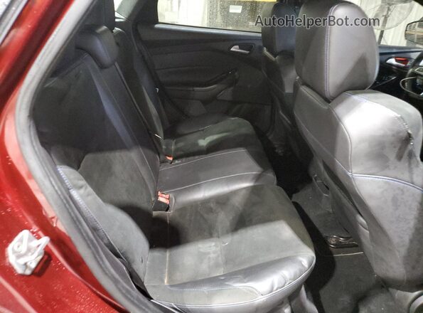WF0DP3TH3G4117460 2016 FORD FOCUS Red Vista interior trasera